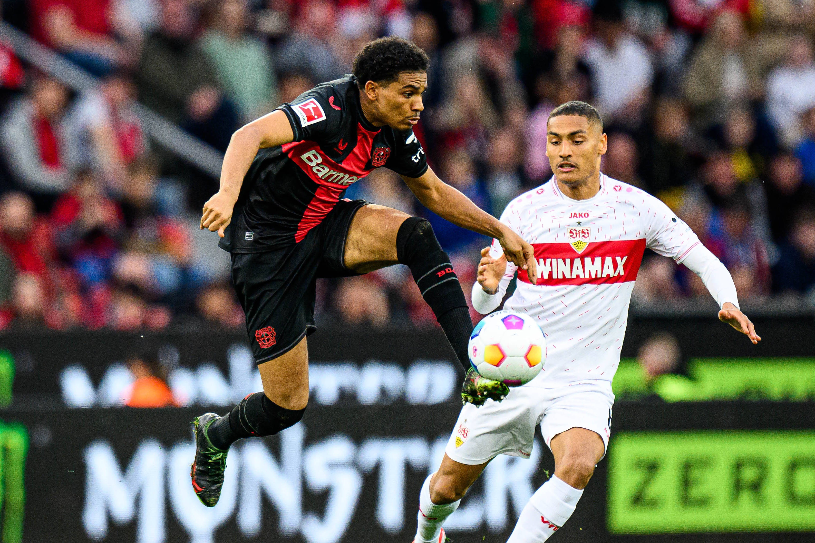 金年会下载-今晚德甲传出新动向,巴黎圣日耳曼临场应变,管理层表态——震撼外界,身体对抗强度拉满的简单介绍